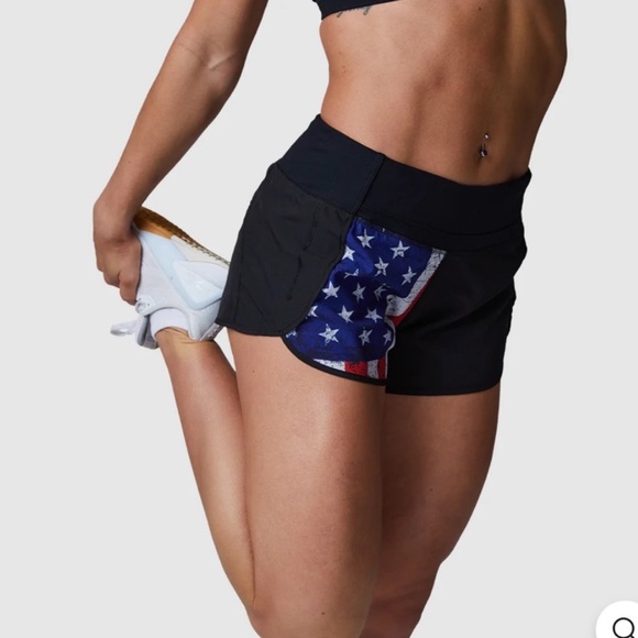 Like New! Born Primitive The Free Flow Shorts Undefeated - Picture 2 of 9